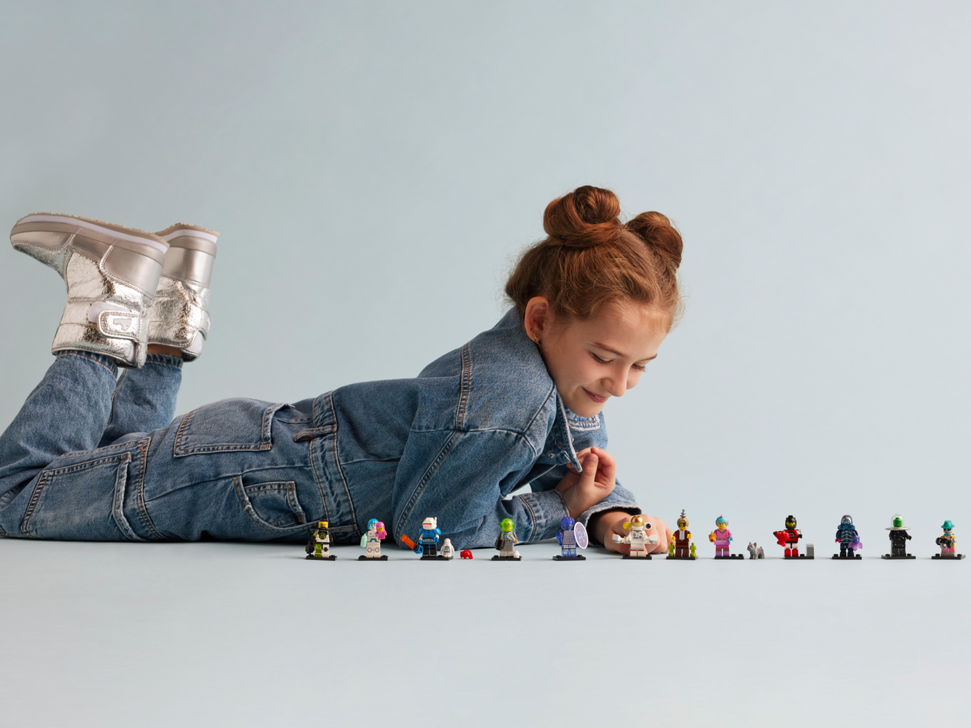 Series 26 Space Minifigures (Complete Set of 12) - 71046