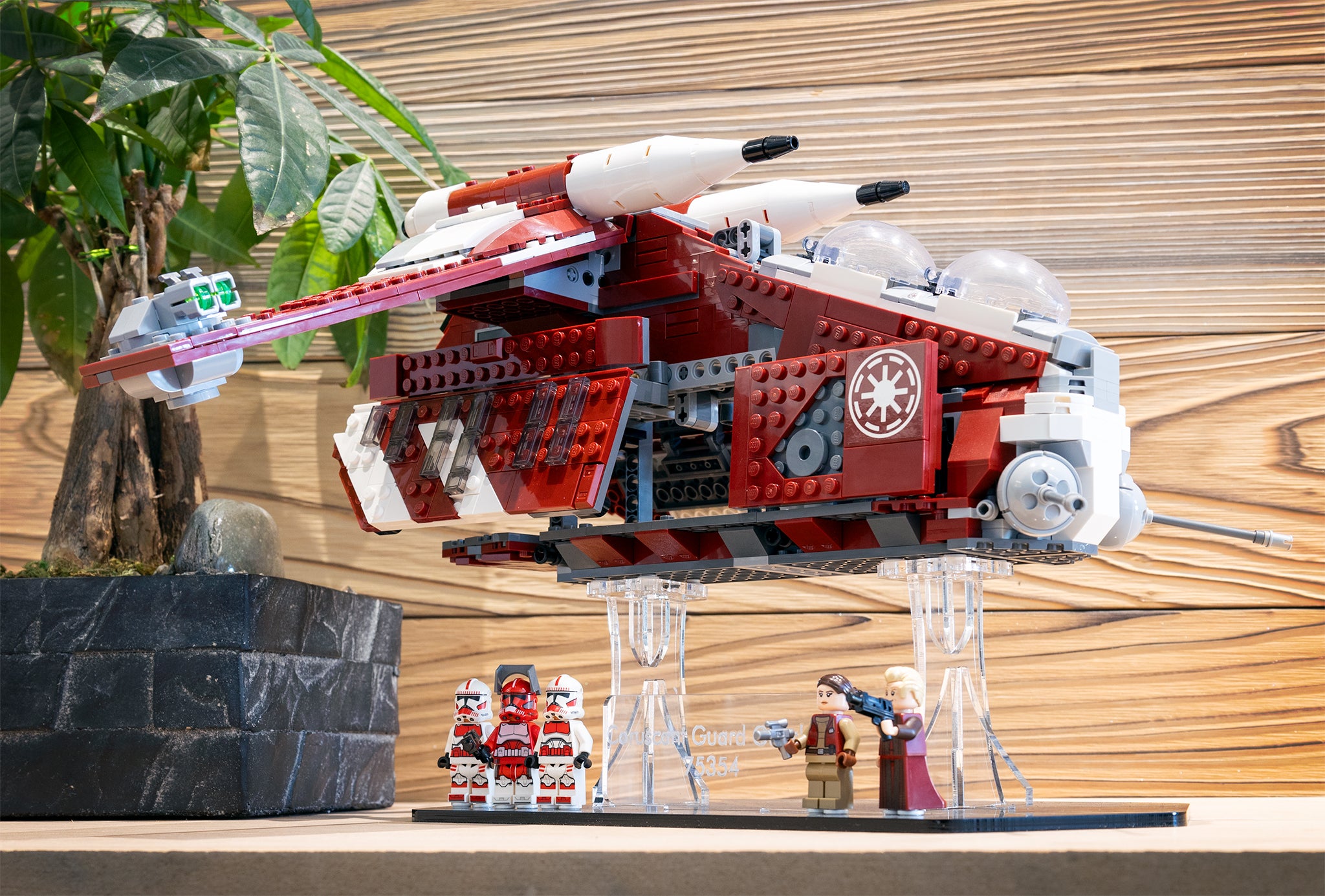 LEGO® Star Wars™ Coruscant Guard Gunship Display Stand 75354