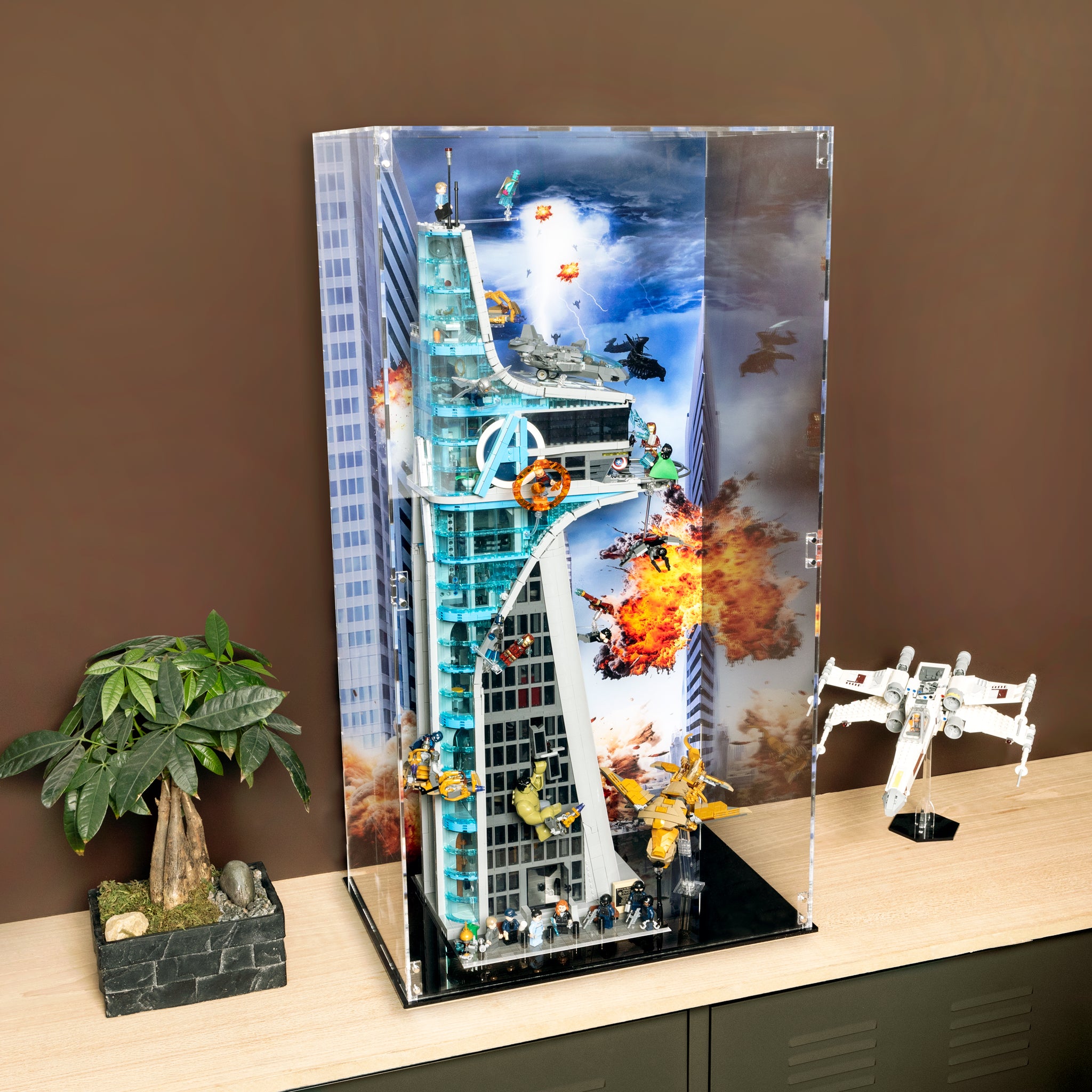 Marvel: Avengers Tower Display Case (76269)