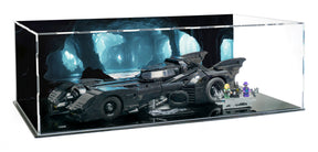 LEGO® 1989 Batmobile™ Display Case – Set 76139 – Image 1