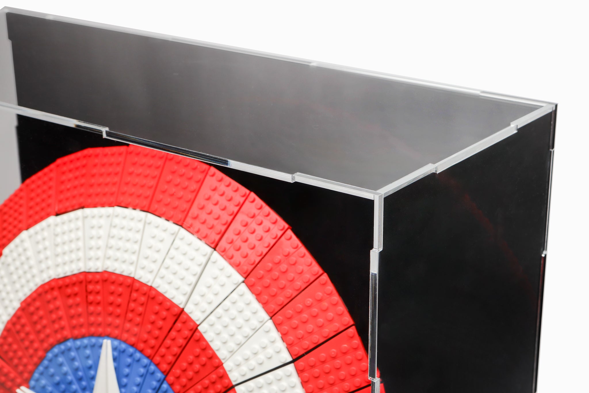 LEGO® Marvel™ Superheroes: Captain America's Shield Display Case (76262) - BrickShell Cases