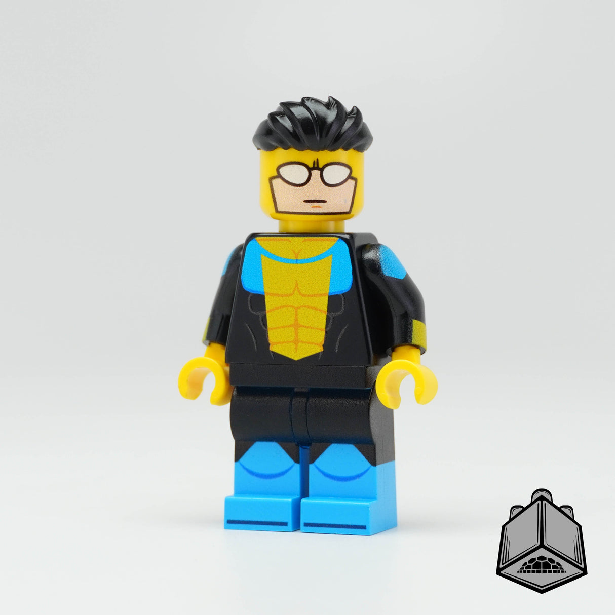 Invincible Vs. Omni-Man Display Case (BrickShell Cases)
