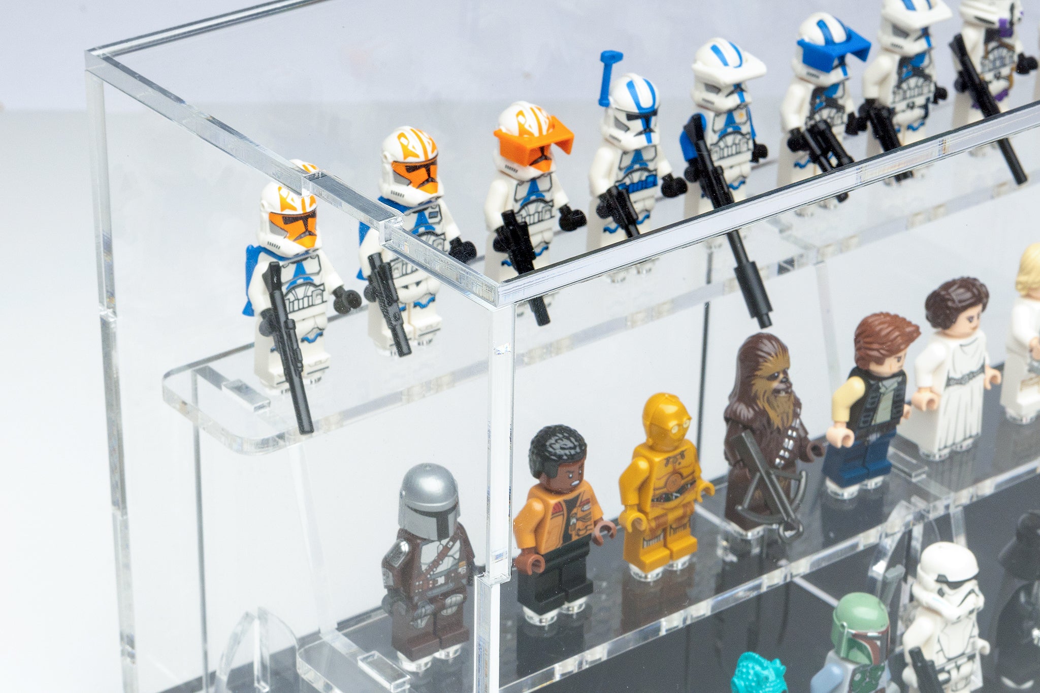 Display podiums for 30 LEGO® Minifigures