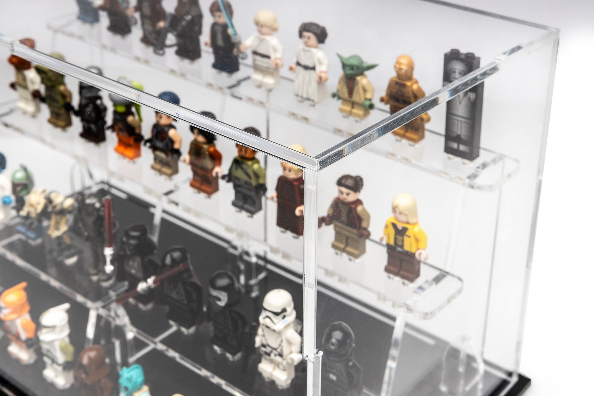 Display podiums for 40 LEGO® Minifigures