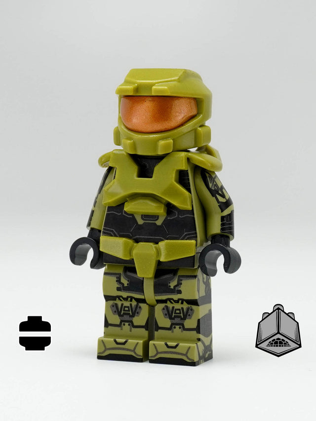 AV Figures Master Chief Campaign Evolved figure front view, detailed replica of the iconic Halo video game character.