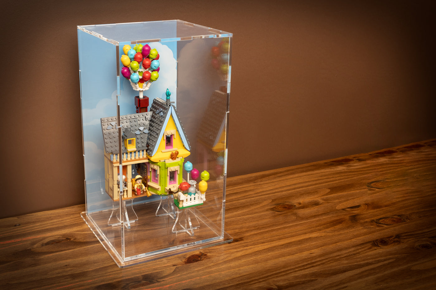 LEGO® ‘Up’ House Display Case (43217)