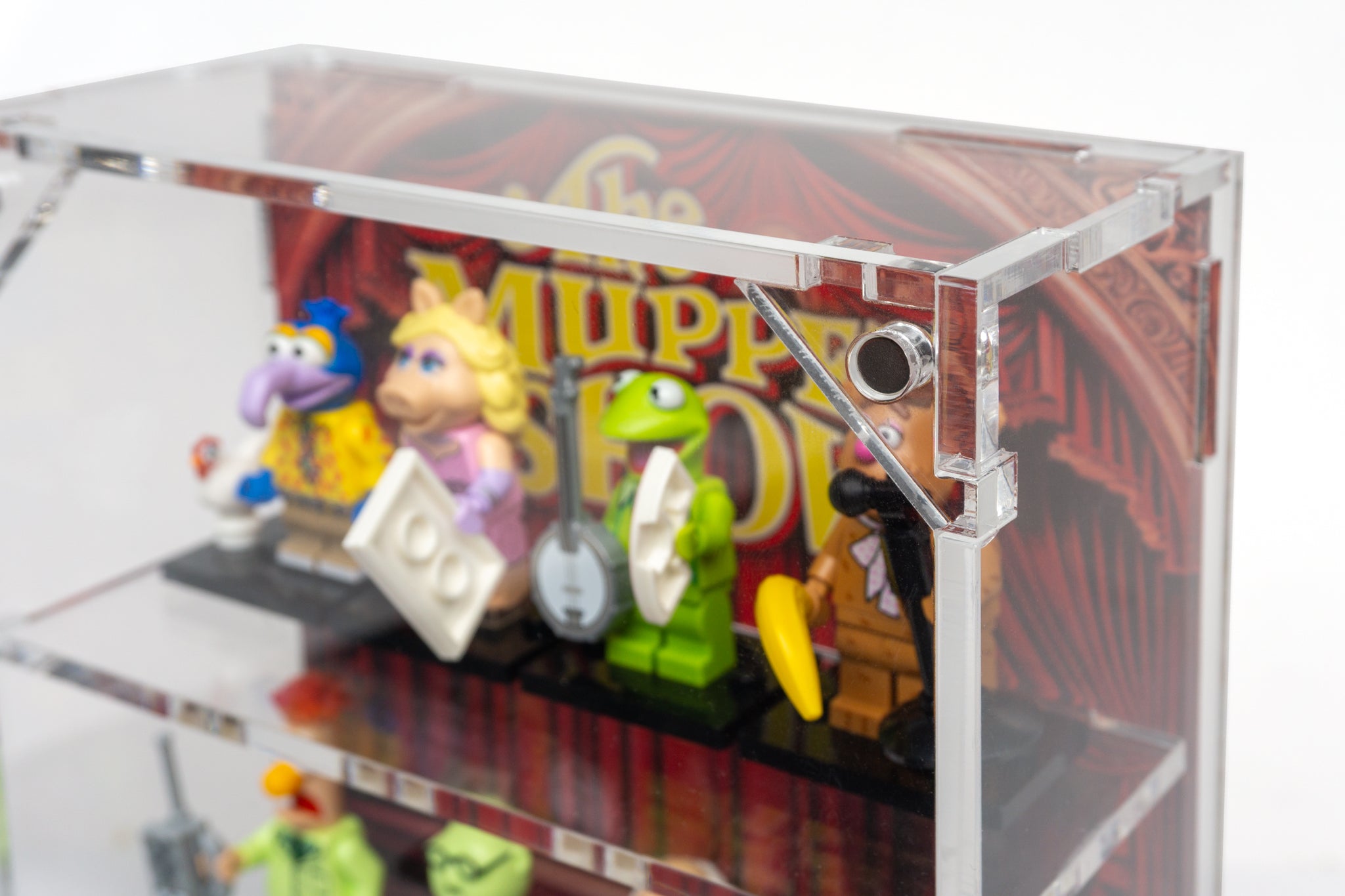 LEGO® The Muppets Minifigure 12-Count Wall-Mounted Display Case